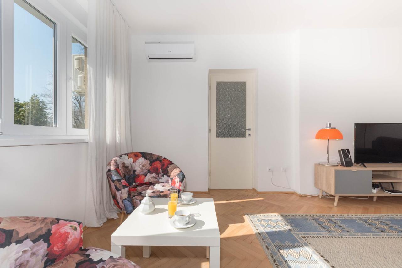 Apartment Tana Pola Esterno foto