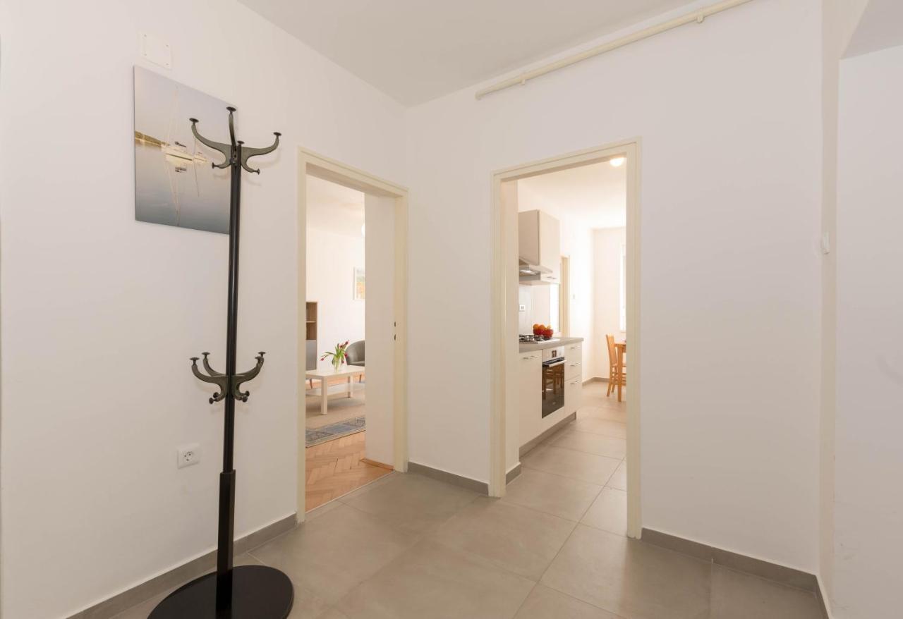 Apartment Tana Pola Esterno foto